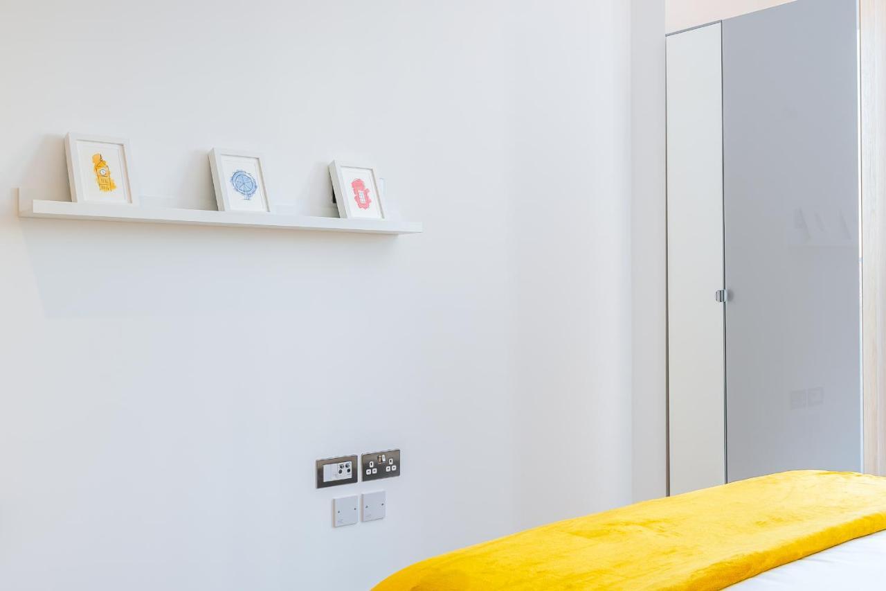 St Albans 2 Bed Luxury City Apartment, 5 Mins Walk To Train & Allocated Parking エクステリア 写真
